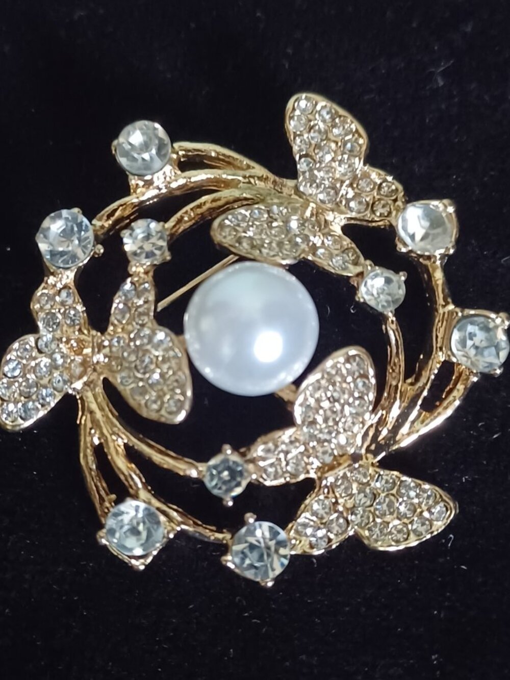 Clear Crystal Butterfly & Pearl Brooch